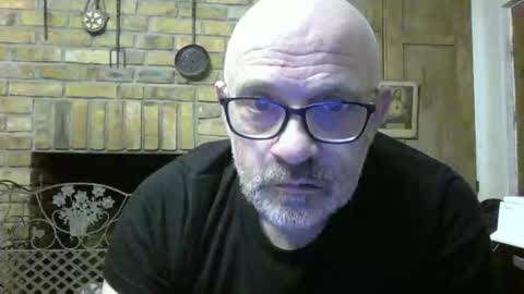 f1zzeek online show from February 5, 2026, 8:24 pm