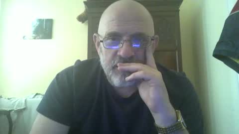 Snapshot of f1zzeek chatting on April 26, 2026, 4:48 pm f1zzeek online show from April 26, 2026, 4:48 pm