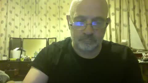 Snapshot of f1zzeek chatting on May 21, 2026, 10:50 pm f1zzeek online show from May 21, 2026, 10:50 pm