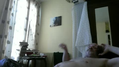 Snapshot of f1zzeek chatting on July 2, 2026, 2:34 pm f1zzeek online show from July 2, 2026, 2:34 pm