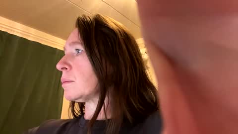 FabOmobono online show from February 3, 2025, 12:04 am