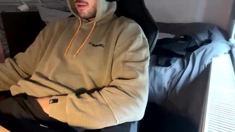 Snapshot of fabian_196 chatting on January 19, 2025, 1:44 pm Call me bitch online show from January 19, 2025, 1:44 pm