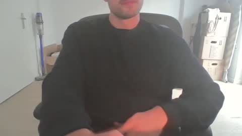 Snapshot of fabian_196 chatting on September 13, 2025, 5:02 pm Call me bitch online show from September 13, 2025, 5:02 pm