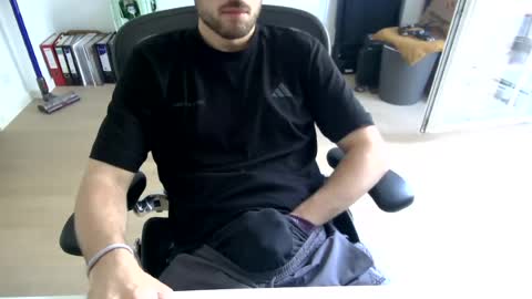 Snapshot of fabian_196 chatting on July 29, 2026, 10:35 am Call me bitch online show from July 29, 2026, 10:35 am