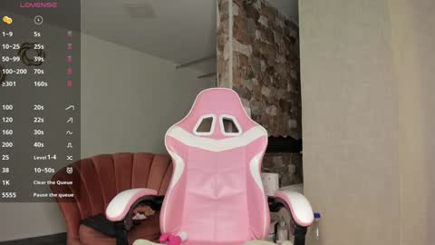 Snapshot of fabianna_laraa chatting on December 16, 2024, 11:33 am Thianna online show from December 16, 2024, 11:33 am