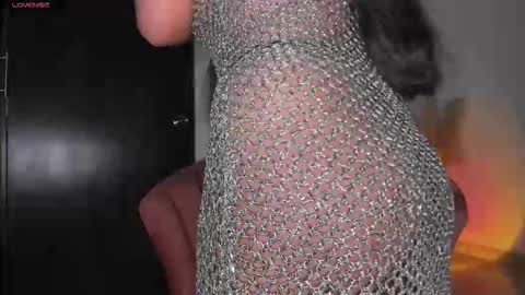 Snapshot of fabianna_laraa chatting on September 21, 2025, 10:11 pm Thianna online show from September 21, 2025, 10:11 pm