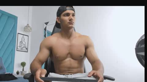 FABIO online show from October 21, 2025, 9:59 pm