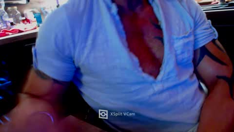 Snapshot of fabxxxl chatting on January 1, 2025, 9:09 pm fabxxxl online show from January 1, 2025, 9:09 pm