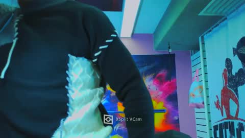 fabxxxl online show from December 2, 2025, 7:47 am