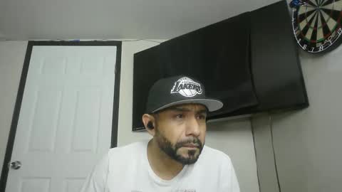 Mark online show from November 2, 2025, 8:28 am