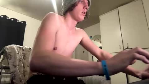 fadedboy4u online show from December 18, 2025, 7:31 pm