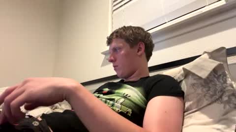fadedboy4u online show from July 27, 2026, 9:49 am