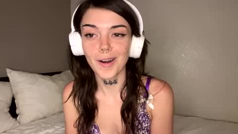 Faerie 3 online show from July 15, 2026, 11:54 pm