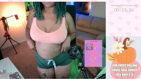 aisha online show from October 3, 2025, 2:08 am