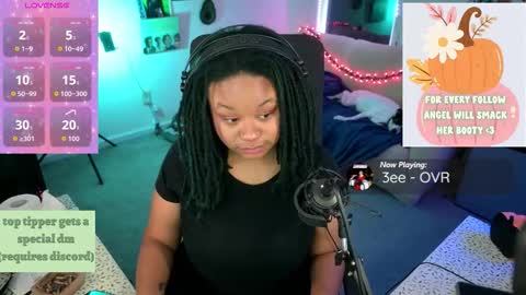 aisha online show from November 26, 2025, 1:28 am