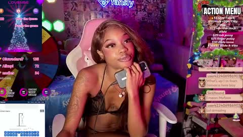 Snapshot of faethedoll chatting on December 11, 2024, 4:49 am Fae and Cheta online show from December 11, 2024, 4:49 am