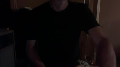 Snapshot of fahtbiscuit chatting on June 12, 2026, 9:19 am Ryan online show from June 12, 2026, 9:19 am