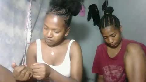 faiqua95 online show from March 19, 2026, 3:16 pm