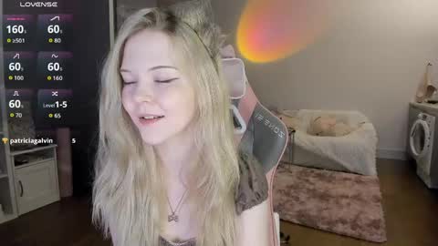 Snapshot of fairy_casey chatting on April 20, 2026, 10:22 pm fairy_casey online show from April 20, 2026, 10:22 pm