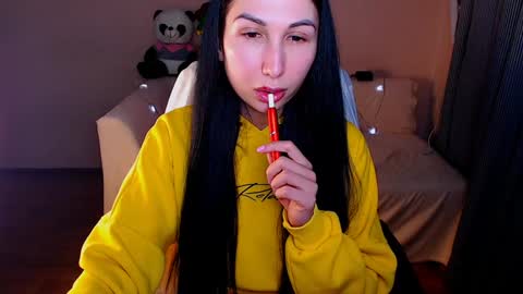 Snapshot of fairy_elli_hot chatting on January 23, 2025, 2:17 pm Elli online show from January 23, 2025, 2:17 pm