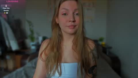 fairy_lele online show from March 11, 2025, 8:30 am