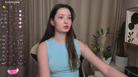 Kate online show from October 1, 2025, 4:02 pm