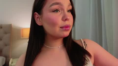 Snapshot of fairy_mairy chatting on December 5, 2024, 2:31 am Mairy online show from December 5, 2024, 2:31 am