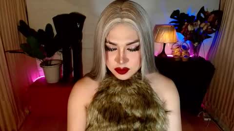 CLAUDIA VALVALERA online show from November 12, 2025, 6:03 am