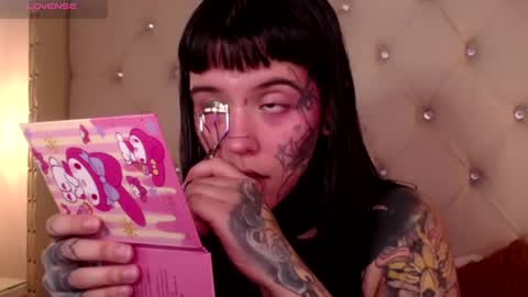 Snapshot of fairyflexxx chatting on December 4, 2024, 1:09 pm Fairy online show from December 4, 2024, 1:09 pm