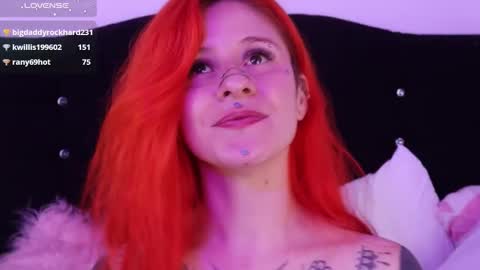 Snapshot of fairyflexxx chatting on February 4, 2025, 3:33 am Fairy online show from February 4, 2025, 3:33 am