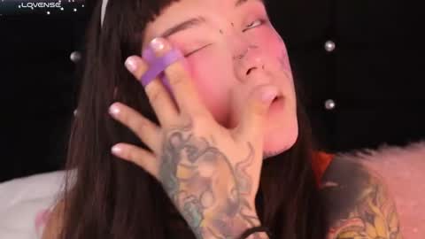 Snapshot of fairyflexxx chatting on February 12, 2025, 11:18 am Fairy online show from February 12, 2025, 11:18 am