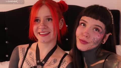 Snapshot of fairyflexxx chatting on February 14, 2025, 1:34 am Fairy online show from February 14, 2025, 1:34 am