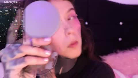 Snapshot of fairyflexxx chatting on February 21, 2025, 12:16 am Fairy online show from February 21, 2025, 12:16 am