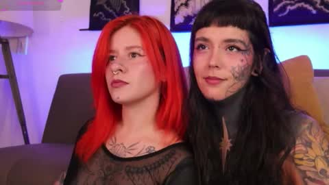 Snapshot of fairyflexxx chatting on September 30, 2025, 9:42 pm Fairy online show from September 30, 2025, 9:42 pm