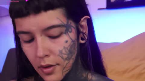 Snapshot of fairyflexxx chatting on October 21, 2025, 10:49 am Fairy online show from October 21, 2025, 10:49 am