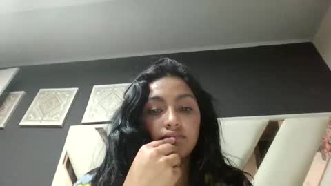 fairylatin online show from April 21, 2026, 1:42 am