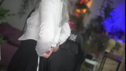 faith_chan online show from November 14, 2025, 3:27 am