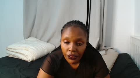 raysa4421 online show from April 26, 2026, 3:53 pm