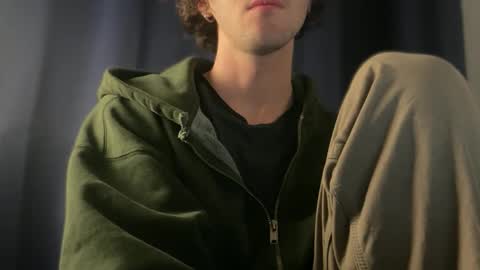 Snapshot of fakenshitbrah chatting on November 5, 2025, 9:59 pm fakenshitbrah online show from November 5, 2025, 9:59 pm