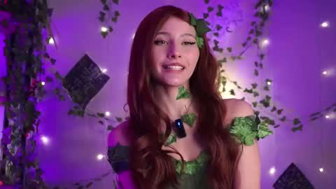 Kaori online show from September 24, 2025, 7:39 pm