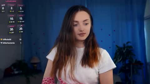 Erika online show from September 12, 2025, 7:41 am