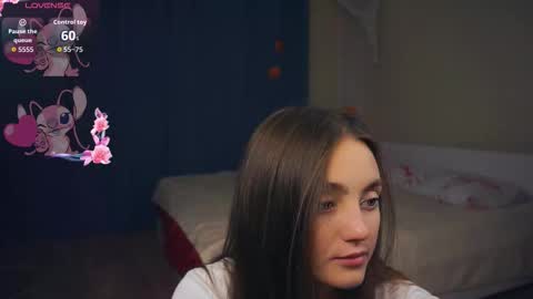 Erika online show from November 5, 2025, 7:30 am