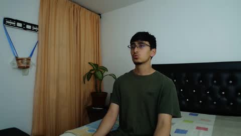 FallGays online show from December 20, 2025, 11:56 pm