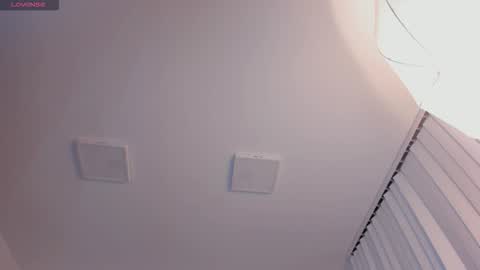 Snapshot of faloonroussel chatting on October 10, 2025, 6:18 pm Faloon online show from October 10, 2025, 6:18 pm