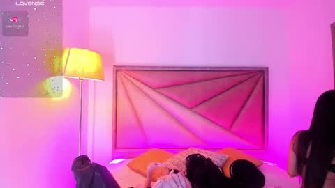 Snapshot of faloonroussel chatting on October 18, 2025, 6:41 pm Faloon online show from October 18, 2025, 6:41 pm