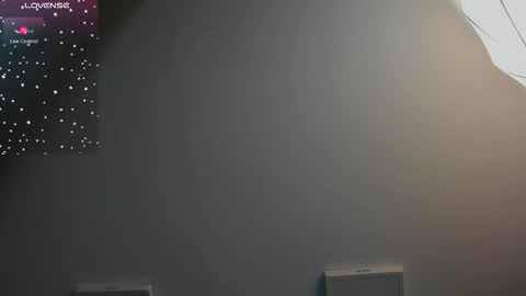 Snapshot of faloonroussel chatting on November 7, 2025, 6:19 pm Faloon online show from November 7, 2025, 6:19 pm