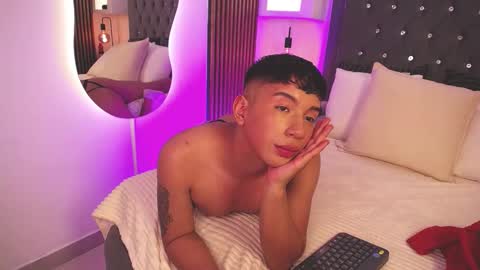 Snapshot of fancy_vixen chatting on March 5, 2026, 4:19 am FANCY online show from March 5, 2026, 4:19 am