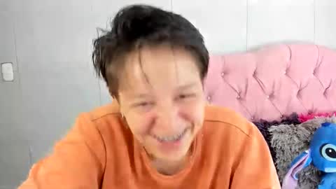 FANNY online show from October 28, 2025, 2:59 am