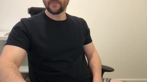 Snapshot of fantacyland chatting on December 16, 2024, 12:38 pm Alex online show from December 16, 2024, 12:38 pm