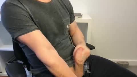 Snapshot of fantacyland chatting on February 26, 2025, 1:08 pm Alex online show from February 26, 2025, 1:08 pm